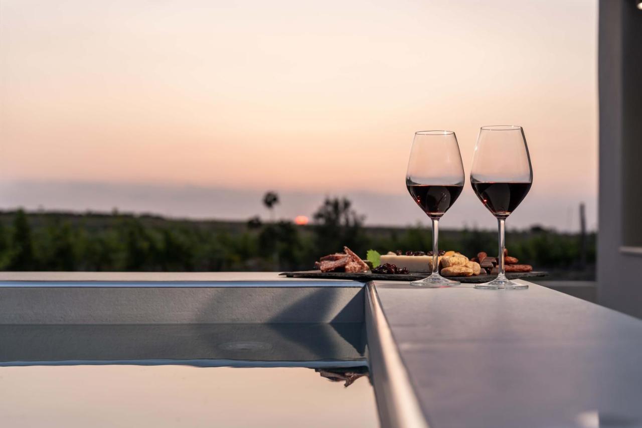 Melivoia House Collection - Private Jacuzzi Villas Foinikiá المظهر الخارجي الصورة